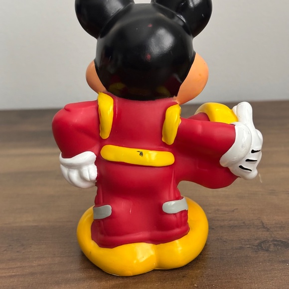 * Disney MICKEY MOUSE Roadster Racers Figure Toy w/ Helmet 5" PVC Cake Topper * - Picture 5 of 10